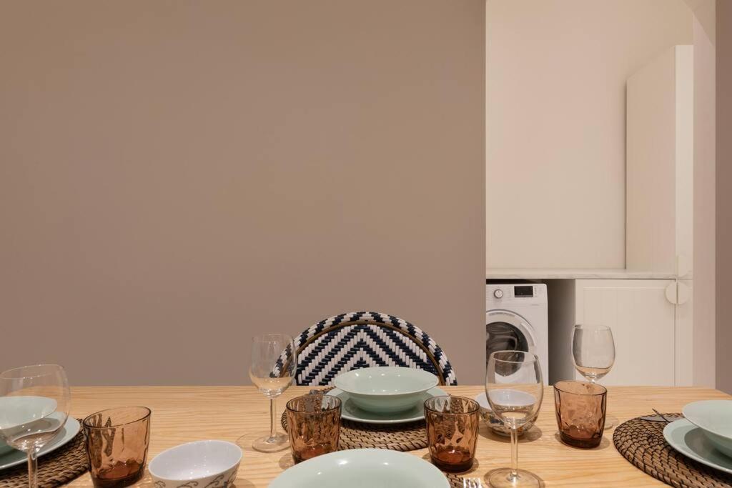 Foscolo 46 - Elegant Family Apartment ترييستي المظهر الخارجي الصورة